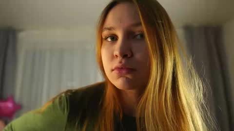 Marina online show from November 21, 2025, 12:04 pm