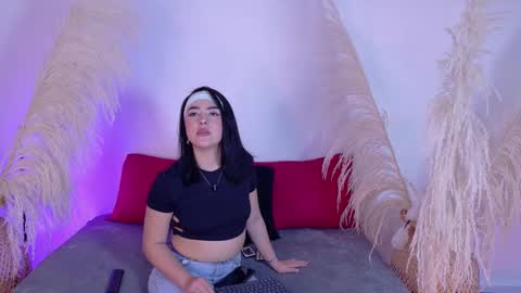 Zafira online show from December 1, 2025, 6:46 pm