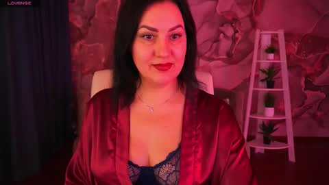 Snapshot of zafiramoonn chatting on December 16, 2025, 2:33 pm Zafiramoonn online show from December 16, 2025, 2:33 pm