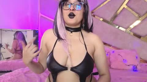   online show from February 8, 2026, 4:05 am