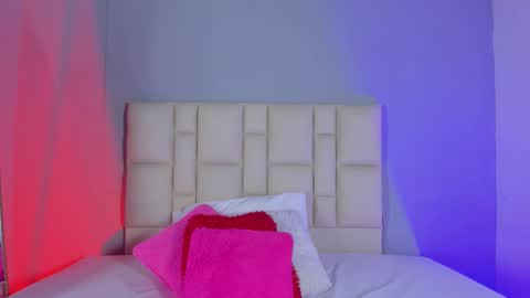 Zafiro Brown online show from February 6, 2026, 12:08 pm