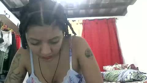 Zafiro online show from December 20, 2025, 11:17 am