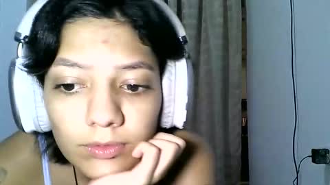 Zafiro online show from March 21, 2026, 6:11 pm