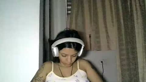 Snapshot of zafiro_rubi chatting on June 17, 2026, 1:01 pm Zafiro online show from June 17, 2026, 1:01 pm