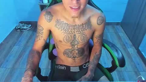 Snapshot of zafirocum chatting on December 2, 2025, 12:21 pm BiG Zafiro online show from December 2, 2025, 12:21 pm