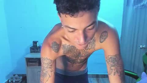 Snapshot of zafirocum chatting on December 5, 2025, 11:52 am BiG Zafiro online show from December 5, 2025, 11:52 am