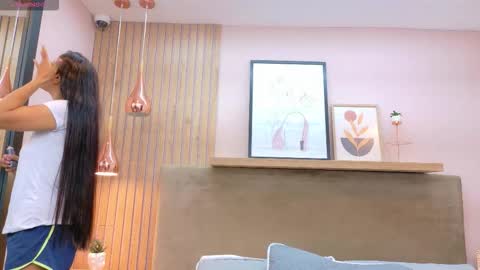 ZAHARA  online show from March 14, 2026, 8:14 pm