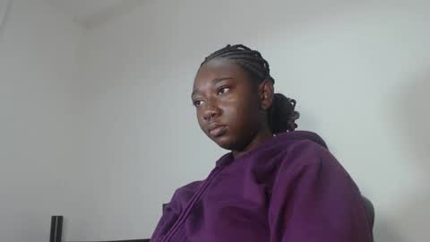 Snapshot of zahhysims chatting on February 25, 2025, 11:08 am zahhy online show from February 25, 2025, 11:08 am