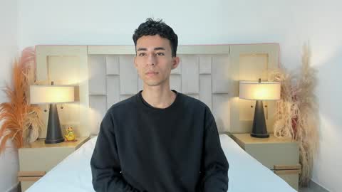 zahir_ashar online show from April 20, 2026, 11:24 am