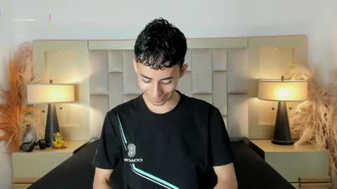 zahir_ashar online show from April 21, 2026, 11:27 am