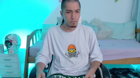 Snapshot of zahir_raw chatting on May 2, 2026, 10:59 pm Zahir Raw online show from May 2, 2026, 10:59 pm