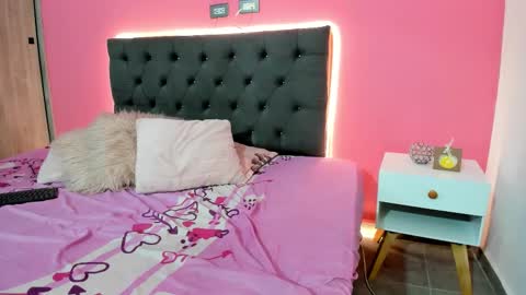 zahra_rose online show from November 28, 2025, 2:20 pm