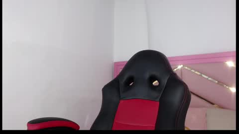 Zaira Angel online show from February 1, 2025, 11:37 pm