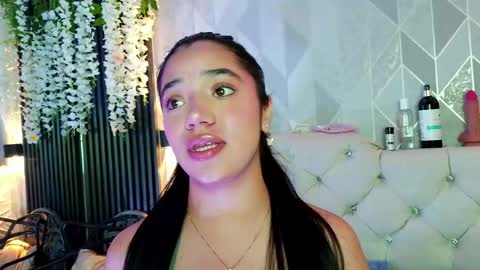 Snapshot of zaira_bonny chatting on June 9, 2026, 7:14 pm Zaira Bonny online show from June 9, 2026, 7:14 pm
