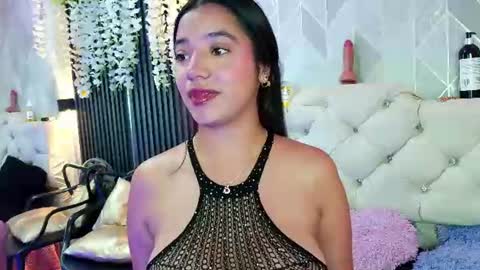 Snapshot of zaira_bonny chatting on July 11, 2026, 4:43 pm Zaira Bonny online show from July 11, 2026, 4:43 pm