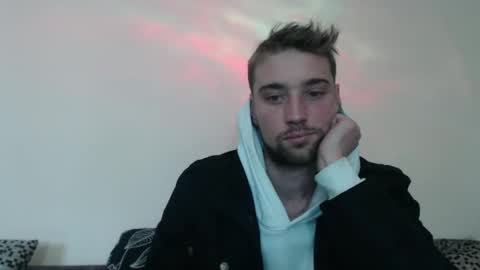 Snapshot of zakonezach chatting on December 3, 2024, 7:21 am zakonezach online show from December 3, 2024, 7:21 am
