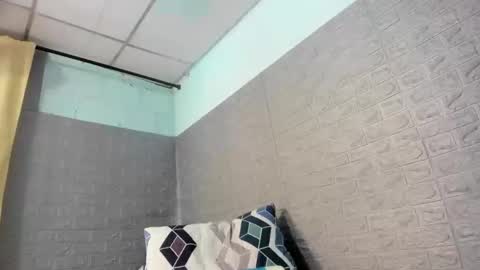 Snapshot of zamara__ chatting on January 18, 2026, 3:16 pm Zamara online show from January 18, 2026, 3:16 pm