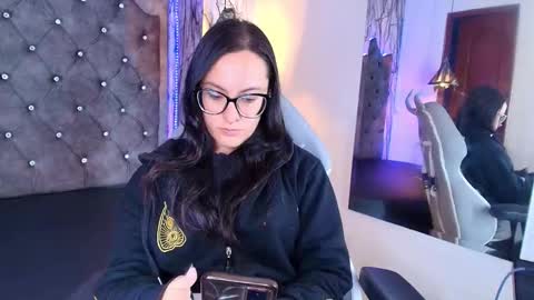   online show from November 15, 2025, 6:59 pm