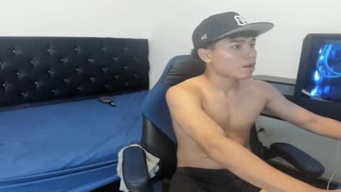 Snapshot of zammcito_ chatting on December 25, 2024, 4:44 am zamm online show from December 25, 2024, 4:44 am