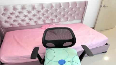 Snapshot of zammcito_ chatting on January 10, 2025, 2:35 am zamm online show from January 10, 2025, 2:35 am