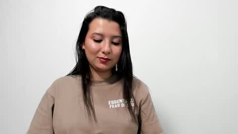 Snapshot of zammii69 chatting on November 8, 2025, 8:40 pm zammii69 online show from November 8, 2025, 8:40 pm