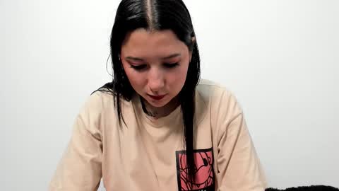 Snapshot of zammii69 chatting on November 19, 2025, 9:26 pm zammii69 online show from November 19, 2025, 9:26 pm