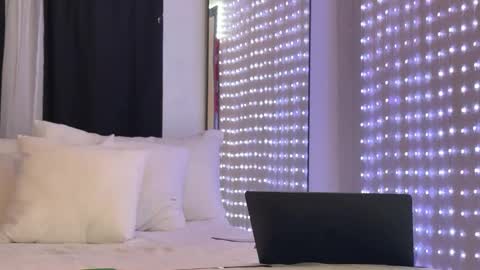 Edii online show from December 15, 2025, 12:37 am