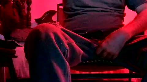 Snapshot of zanaximandro chatting on December 16, 2025, 4:39 am UareTheBoss online show from December 16, 2025, 4:39 am