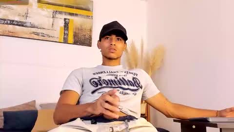 Zander online show from September 24, 2025, 1:36 pm