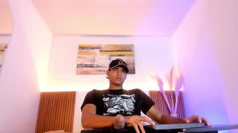 Zander online show from June 23, 2026, 1:53 pm