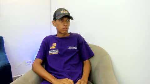 Snapshot of zane_belville chatting on May 7, 2026, 11:26 am Zane Belville online show from May 7, 2026, 11:26 am