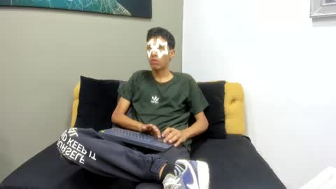 Snapshot of zane_belville chatting on July 5, 2026, 11:17 am Zane Belville online show from July 5, 2026, 11:17 am