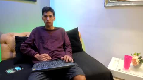 Snapshot of zane_belville chatting on July 6, 2026, 11:29 am Zane Belville online show from July 6, 2026, 11:29 am