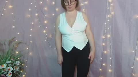 Snapshot of zannadreil chatting on April 21, 2026, 2:51 am zannadreil online show from April 21, 2026, 2:51 am