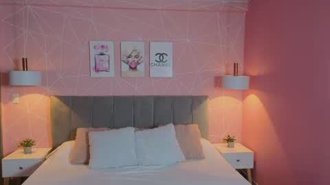 Snapshot of zara__sweet chatting on May 12, 2026, 1:52 pm Zara Sweet online show from May 12, 2026, 1:52 pm