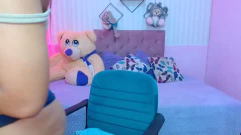 Zara online show from December 1, 2025, 12:21 pm