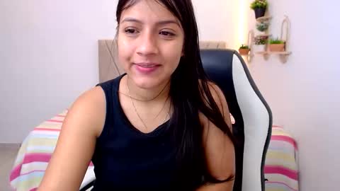 Snapshot of zara_cute18 chatting on May 21, 2026, 12:12 pm Zara online show from May 21, 2026, 12:12 pm