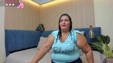Snapshot of zara_milf_ chatting on July 6, 2026, 12:13 pm zara online show from July 6, 2026, 12:13 pm