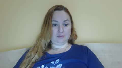 Snapshot of zara_red chatting on April 8, 2026, 8:47 am Kate. if im not here im here foxy red333 online show from April 8, 2026, 8:47 am