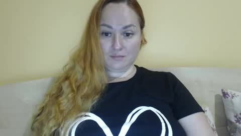 Snapshot of zara_red chatting on April 12, 2026, 9:58 am Kate. if im not here im here foxy red333 online show from April 12, 2026, 9:58 am