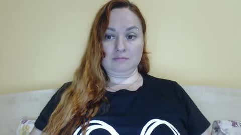 Snapshot of zara_red chatting on April 21, 2026, 12:44 pm Kate. if im not here im here foxy red333 online show from April 21, 2026, 12:44 pm