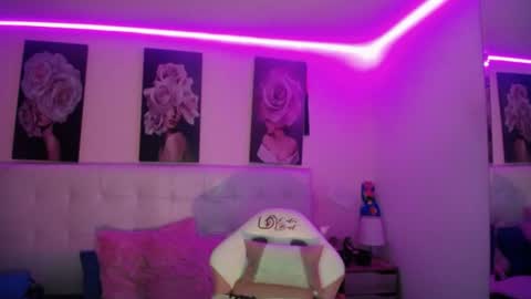 Zarah online show from June 12, 2026, 4:50 pm