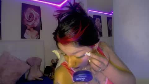 Zarah online show from June 15, 2026, 3:25 pm