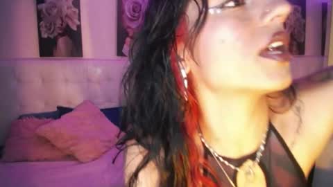 Zarah online show from June 18, 2026, 1:26 pm