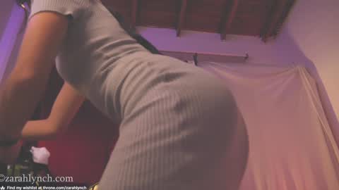 Miss Lynch   Next show  2911 online show from December 6, 2024, 12:12 am