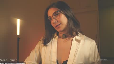 Miss Lynch   Next show  2911 online show from April 21, 2026, 1:42 am