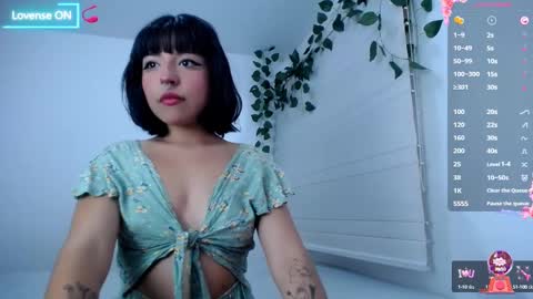 Snapshot of zaramuley chatting on January 24, 2025, 4:48 am Zara muley online show from January 24, 2025, 4:48 am