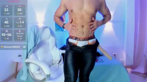 Snapshot of zarekfox chatting on November 12, 2025, 7:57 pm Zarek online show from November 12, 2025, 7:57 pm