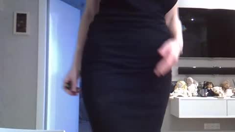 Zarina Swift online show from October 25, 2025, 10:34 am