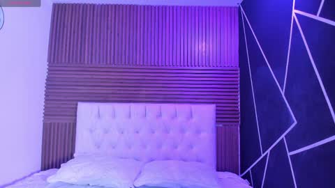 Zarina Waynne online show from April 3, 2026, 1:09 pm